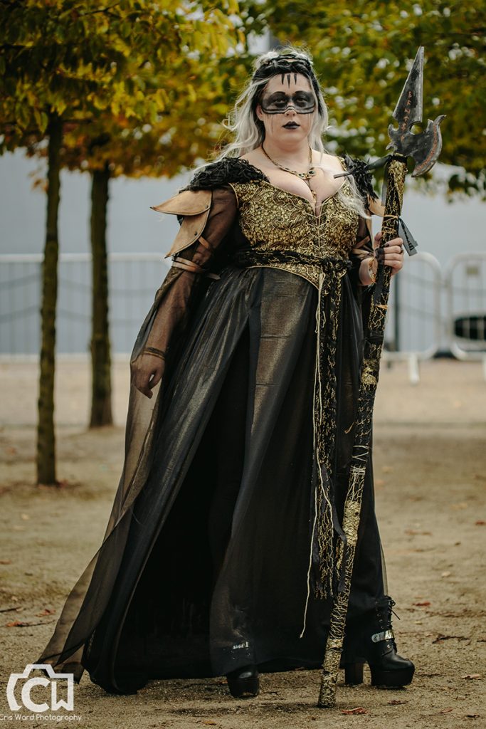Norse Godess Freyja Cosplay Threatrical 03 Velveteena Leigh